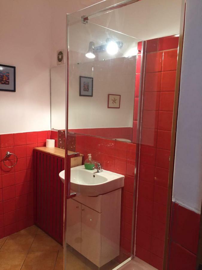 Cismigiu Garden Studio Apartment Bucharest Exterior photo